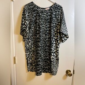 Band of Gypsies Women’s Black & White Kaftan Mini Dress Size M/L